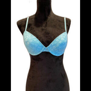 Victoria Secret Bra PINK Turquoise Lacey Sexy Underwire 34C T-shirt Romantic